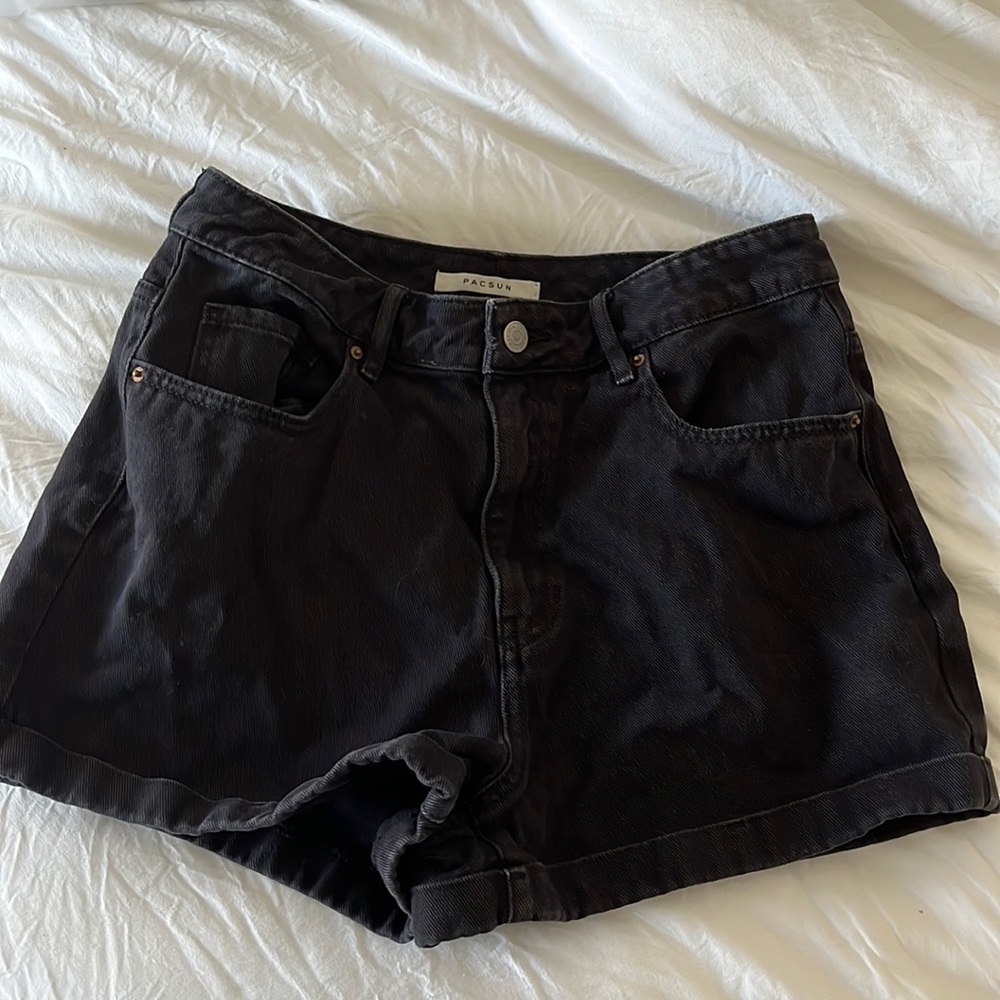 Pacsun Black denim mom shorts